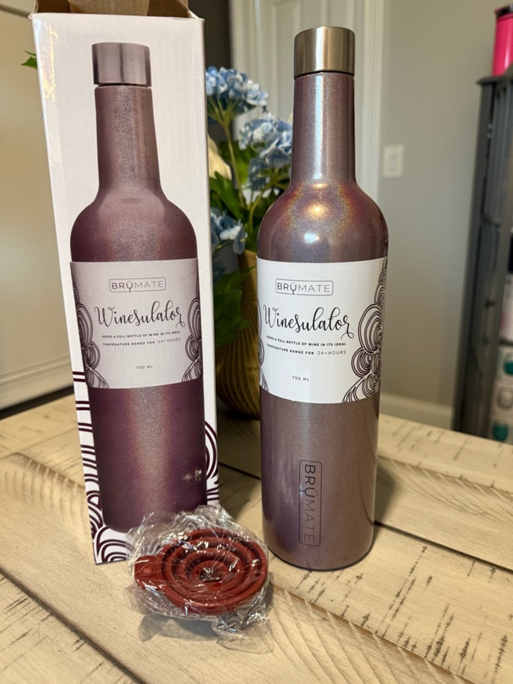 Winesulator Insulated Wine Bottle - glitter merlot -Brumate